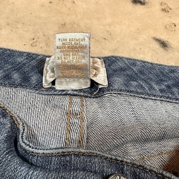 White House Black Market Women’s Vintage Low Rise Embroidered Denim Jean Size 10 - Picture 9 of 13